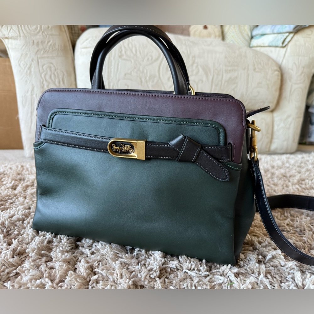 COACH Tate 29 Carryall
